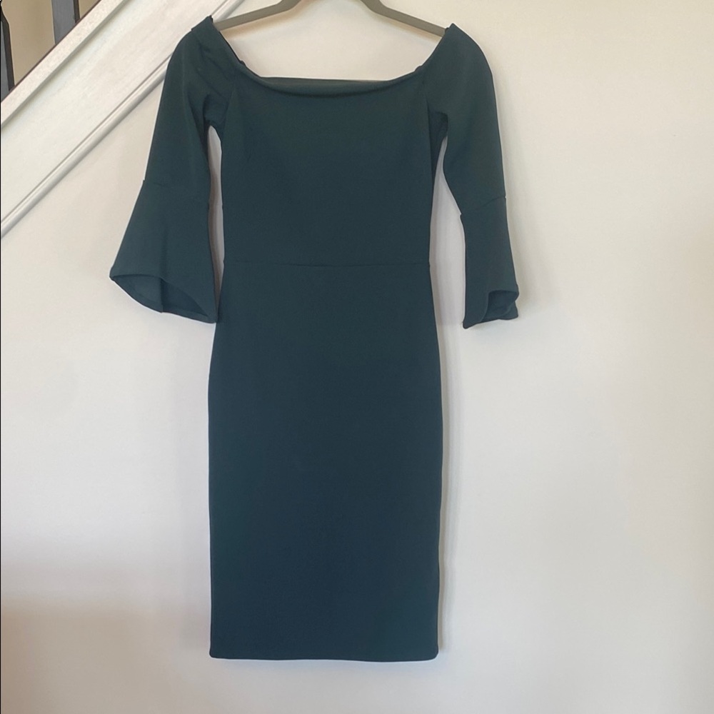 Elegant Green Off-Shoulder Dress